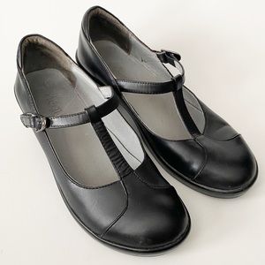 Alegria Coco Black Nappa Leather Heeled T-Strap Mary Jane Shoes